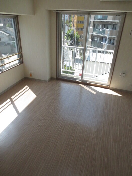 物件内観写真6　(居室)