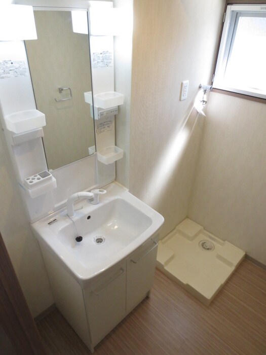 物件内観写真9　(洗面)