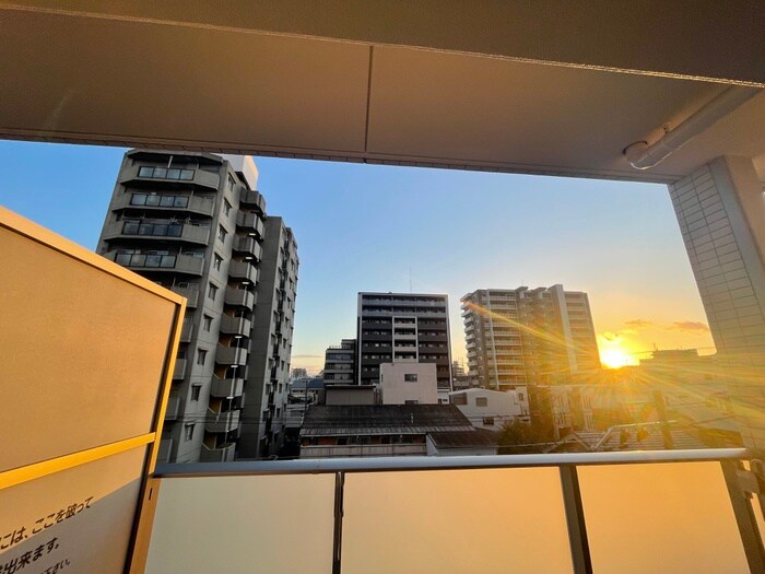 物件内観写真21　(室内からの展望)