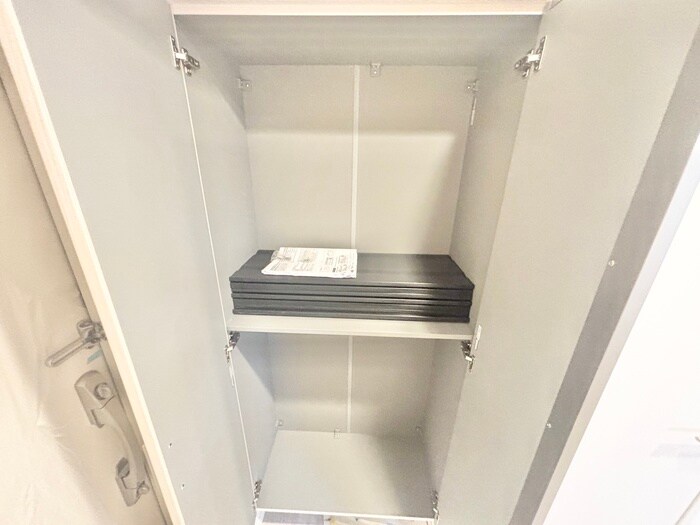 物件内観写真6　(靴箱)