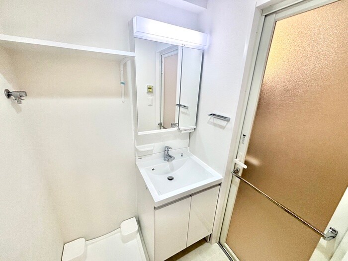 物件内観写真11　(洗面)