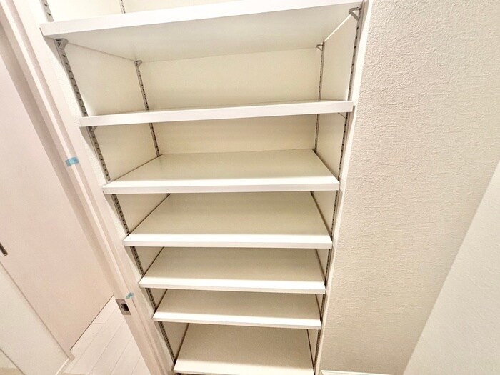 物件内観写真19　(靴箱)