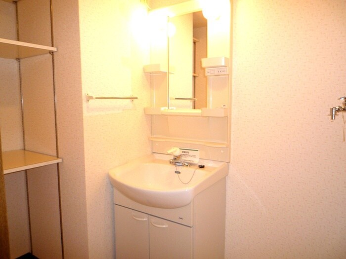 物件内観写真10　(洗面)