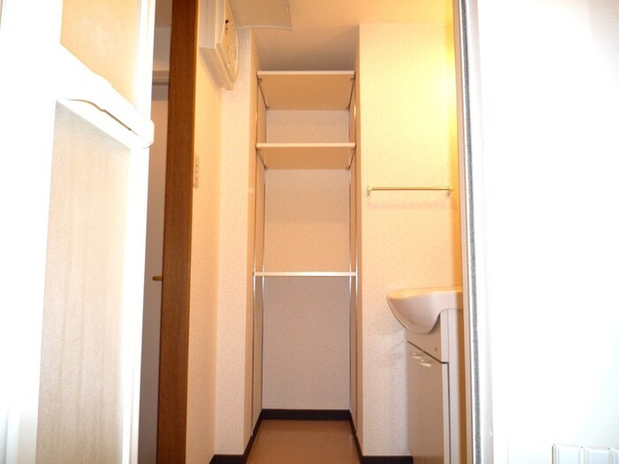 物件内観写真13　(内観写真)