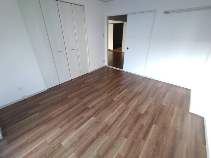 物件内観写真7　(居室)