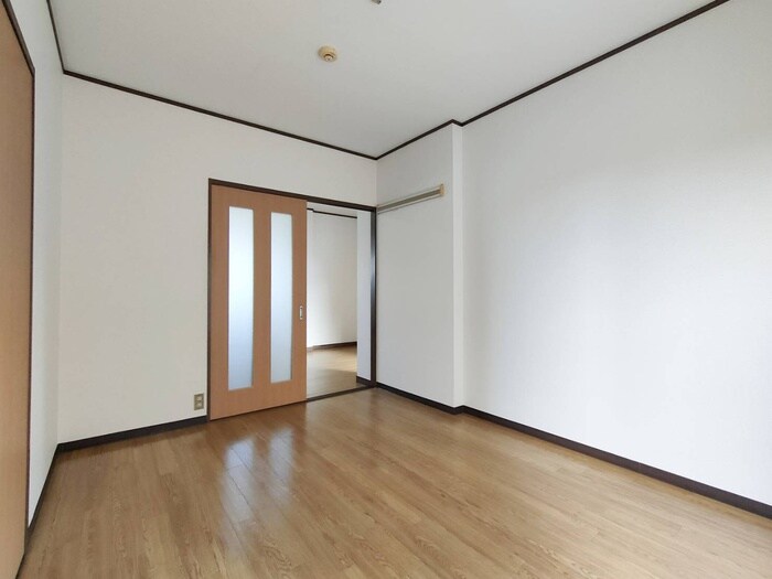 物件内観写真5　(居室)