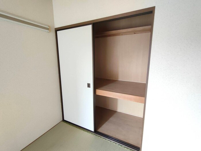 物件内観写真9　(収納)