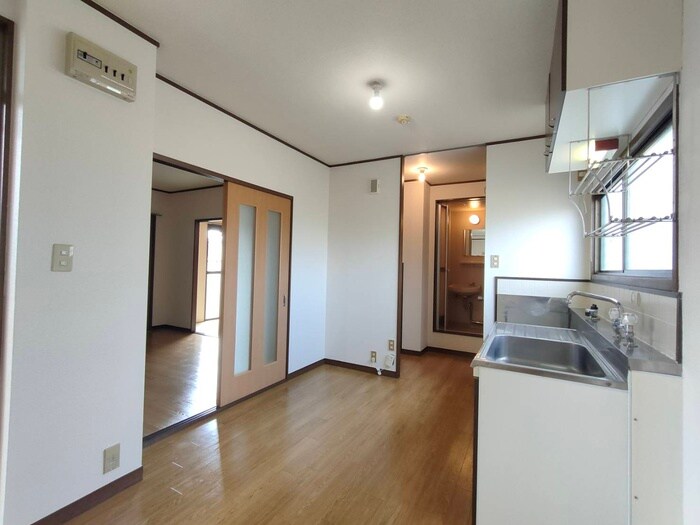 物件内観写真13　(居室)