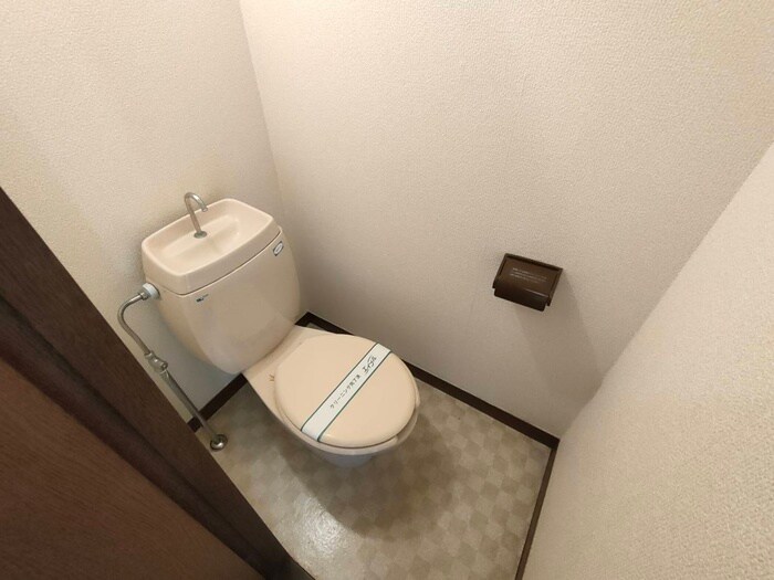 物件内観写真16　(トイレ)