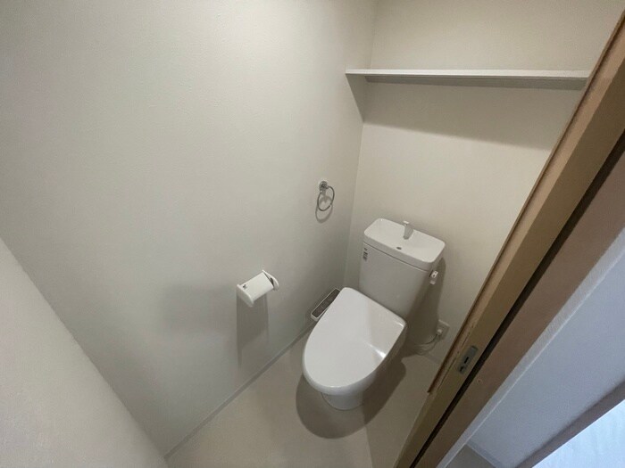 物件内観写真12　(トイレ)