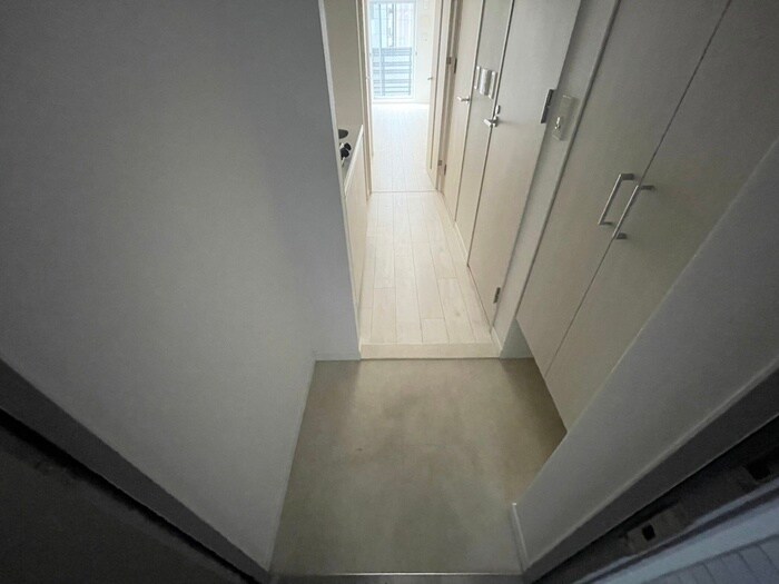 物件内観写真14　(玄関)