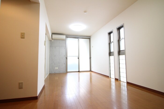 物件内観写真18　(居室)