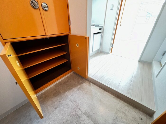 物件内観写真18　(靴箱)