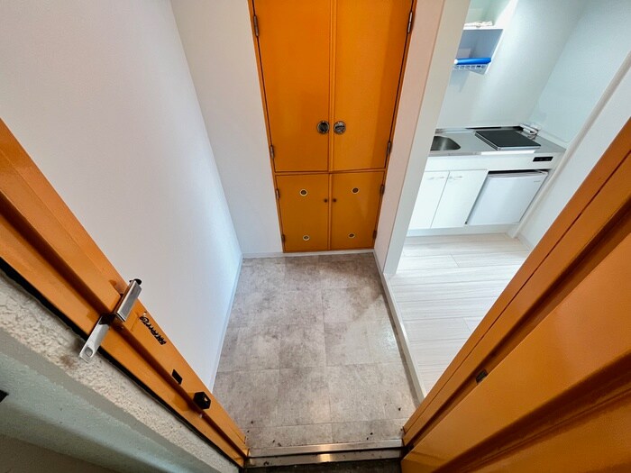 物件内観写真19　(玄関)