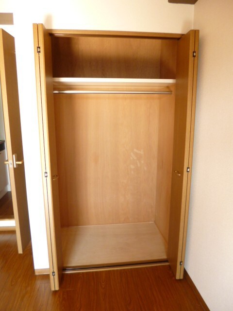 物件内観写真11　(収納)