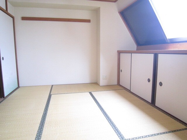 物件内観写真11　(居室)