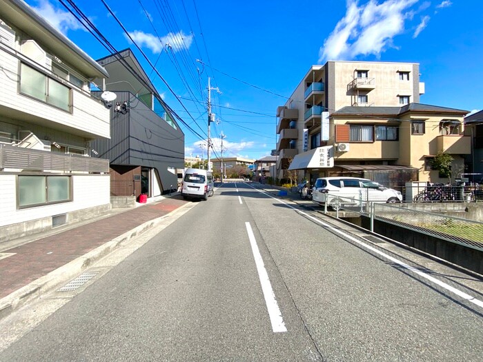 物件外観写真5　(周辺環境)