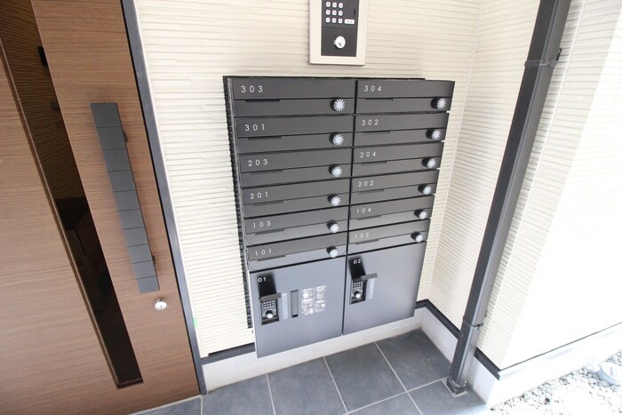 物件外観写真6　(建物設備)