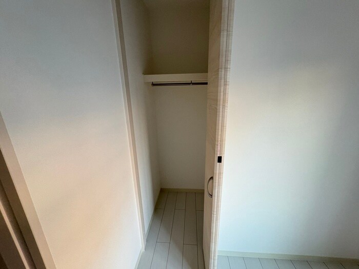 物件内観写真16　(収納)