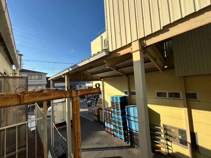 物件内観写真22　(室内からの展望)