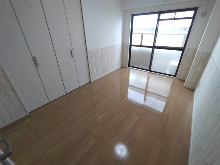 物件内観写真10　(居室)