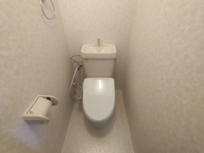 物件内観写真14　(トイレ)