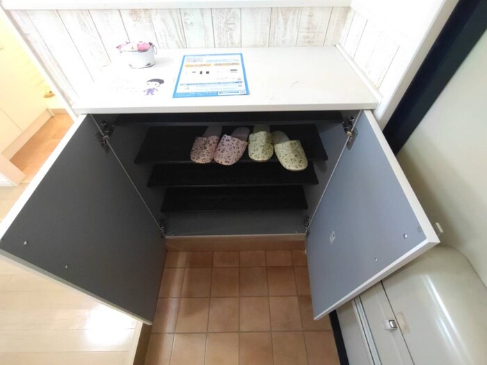 物件内観写真18　(靴箱)