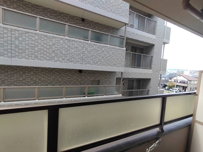 物件内観写真22　(室内からの展望)