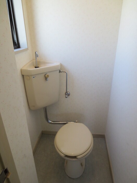 物件内観写真10　(トイレ)