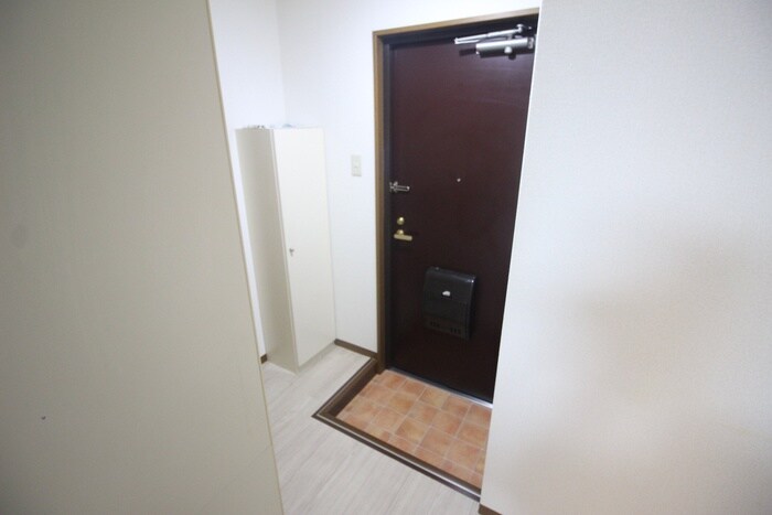 物件内観写真15　(玄関)