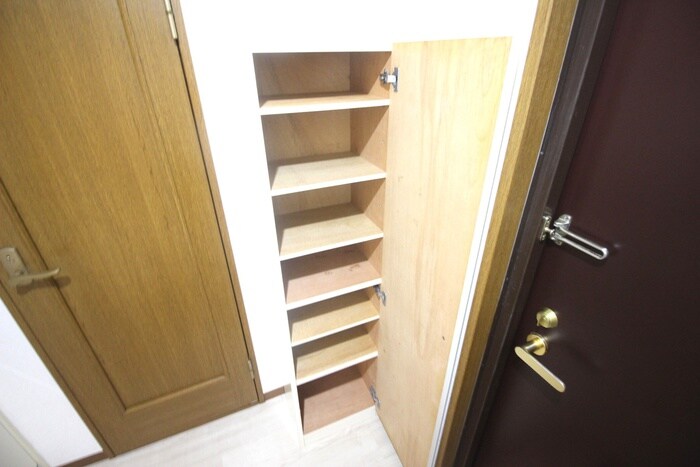 物件内観写真16　(靴箱)