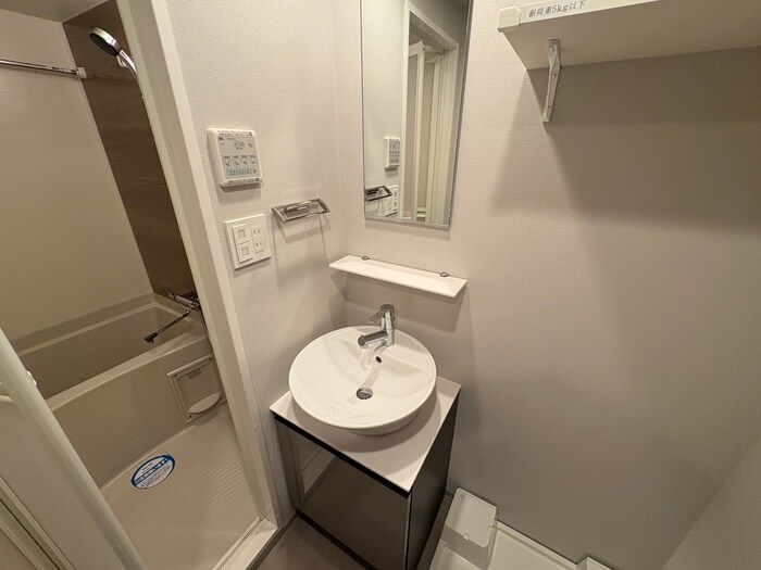 物件内観写真10　(洗面)