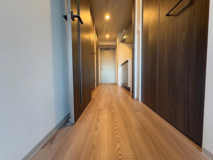 物件内観写真21　(廊下)