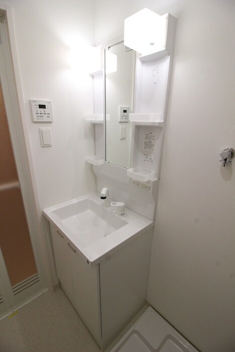 物件内観写真10　(洗面)