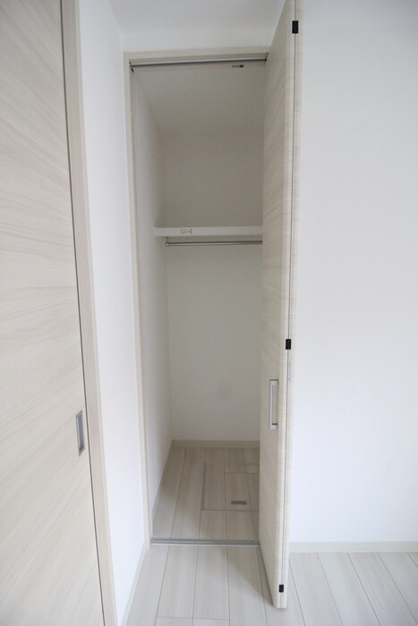 物件内観写真12　(収納)