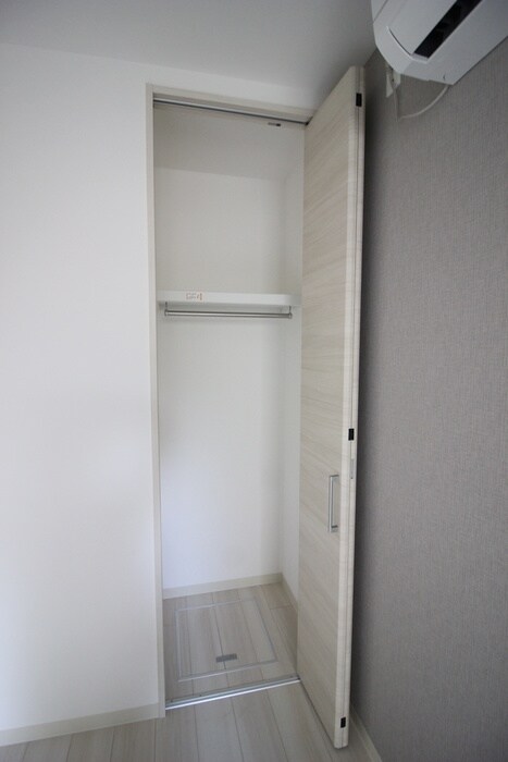 物件内観写真12　(収納)