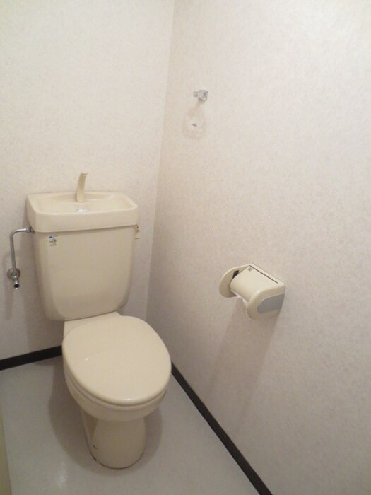 物件内観写真11　(トイレ)