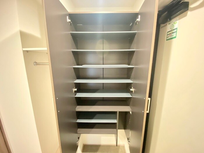 物件内観写真18　(靴箱)