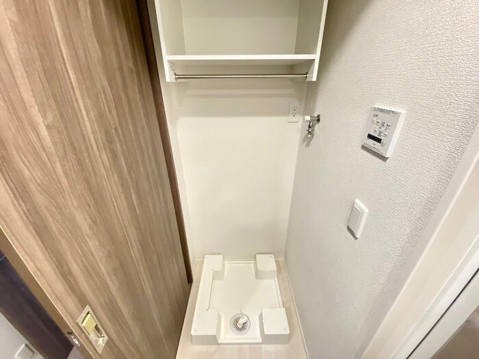 物件内観写真21　(洗濯機置場)