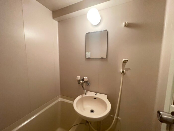 物件内観写真12　(洗面)