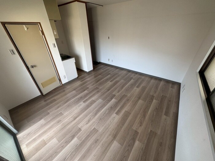 物件内観写真21　(居室)