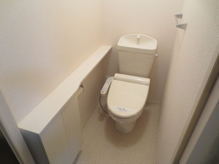 物件内観写真13　(トイレ)