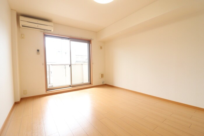 物件内観写真12　(居室)