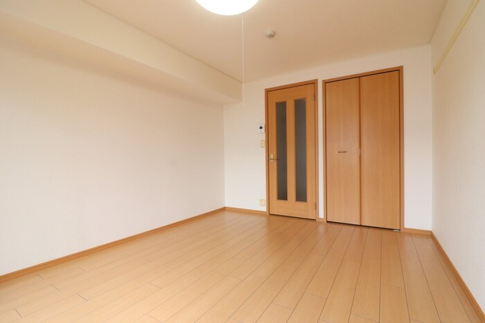 物件内観写真13　(居室)