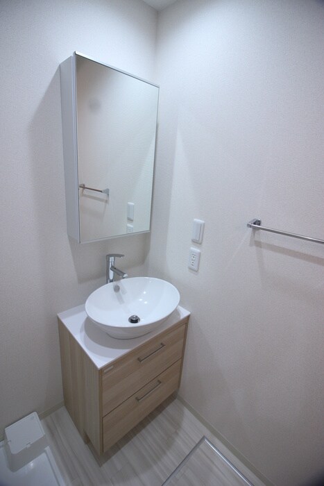 物件内観写真12　(洗面)