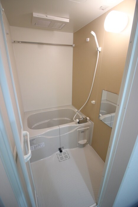 物件内観写真13　(バス／シャワールーム等)