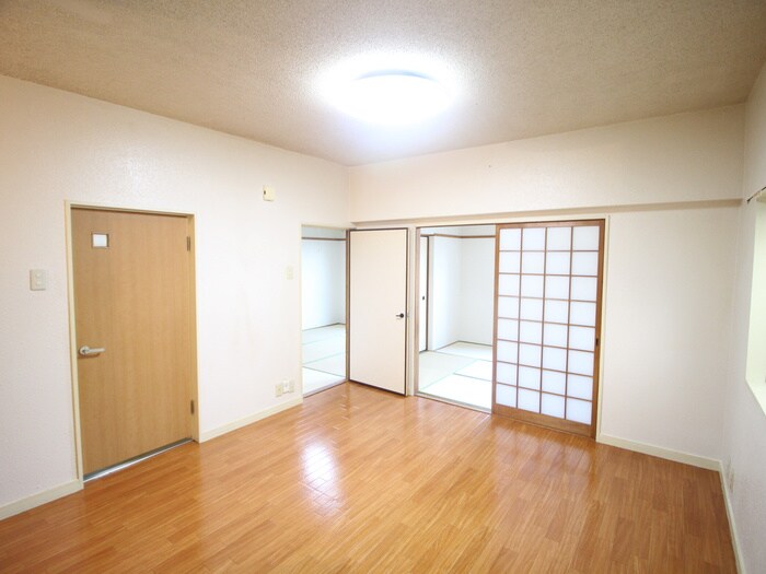 物件内観写真9　(廊下)