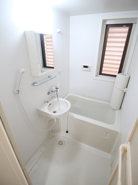 物件内観写真11　(バス／シャワールーム等)