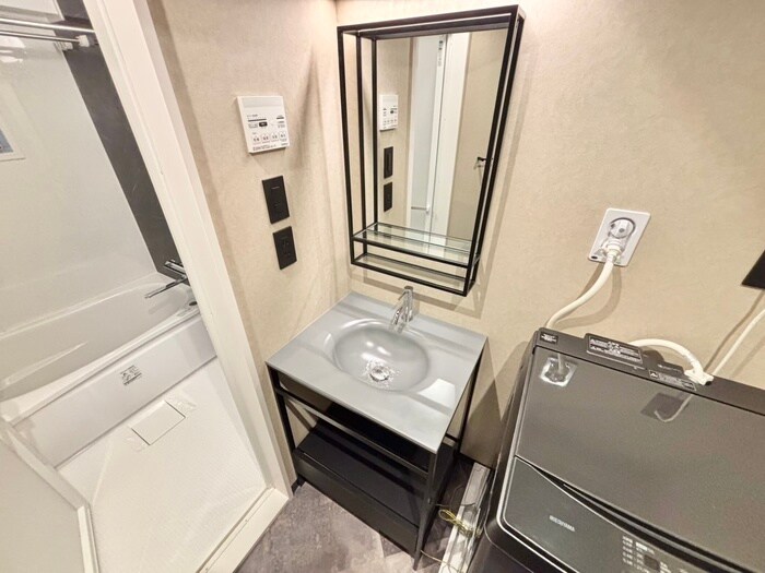 物件内観写真11　(洗面)