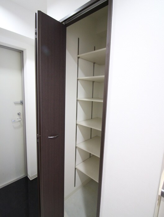 物件内観写真16　(靴箱)